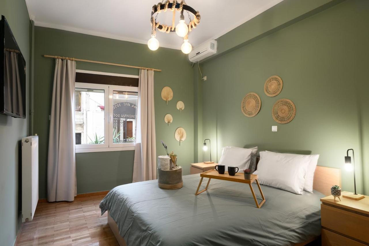Plaka Apartment With Terrace View Athena Bagian luar foto