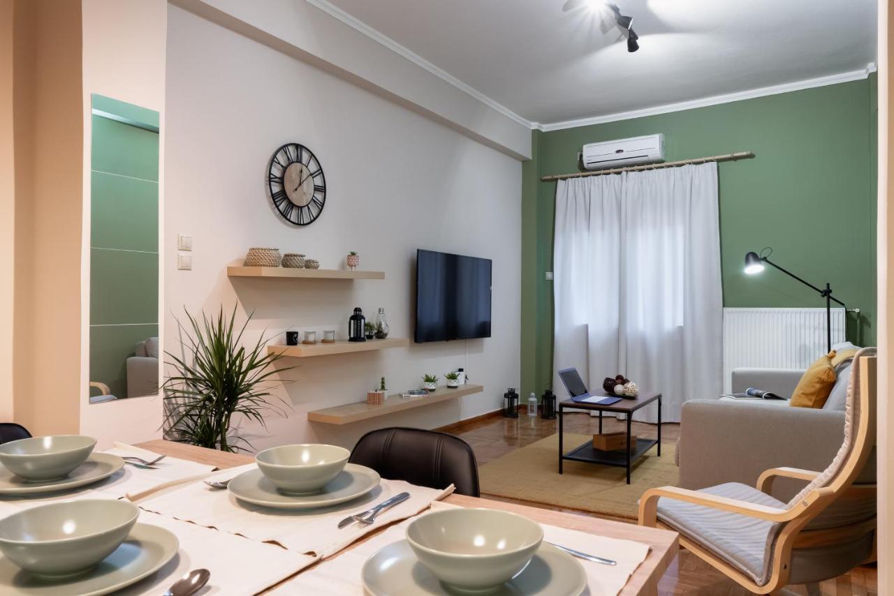 Plaka Apartment With Terrace View Athena Bagian luar foto