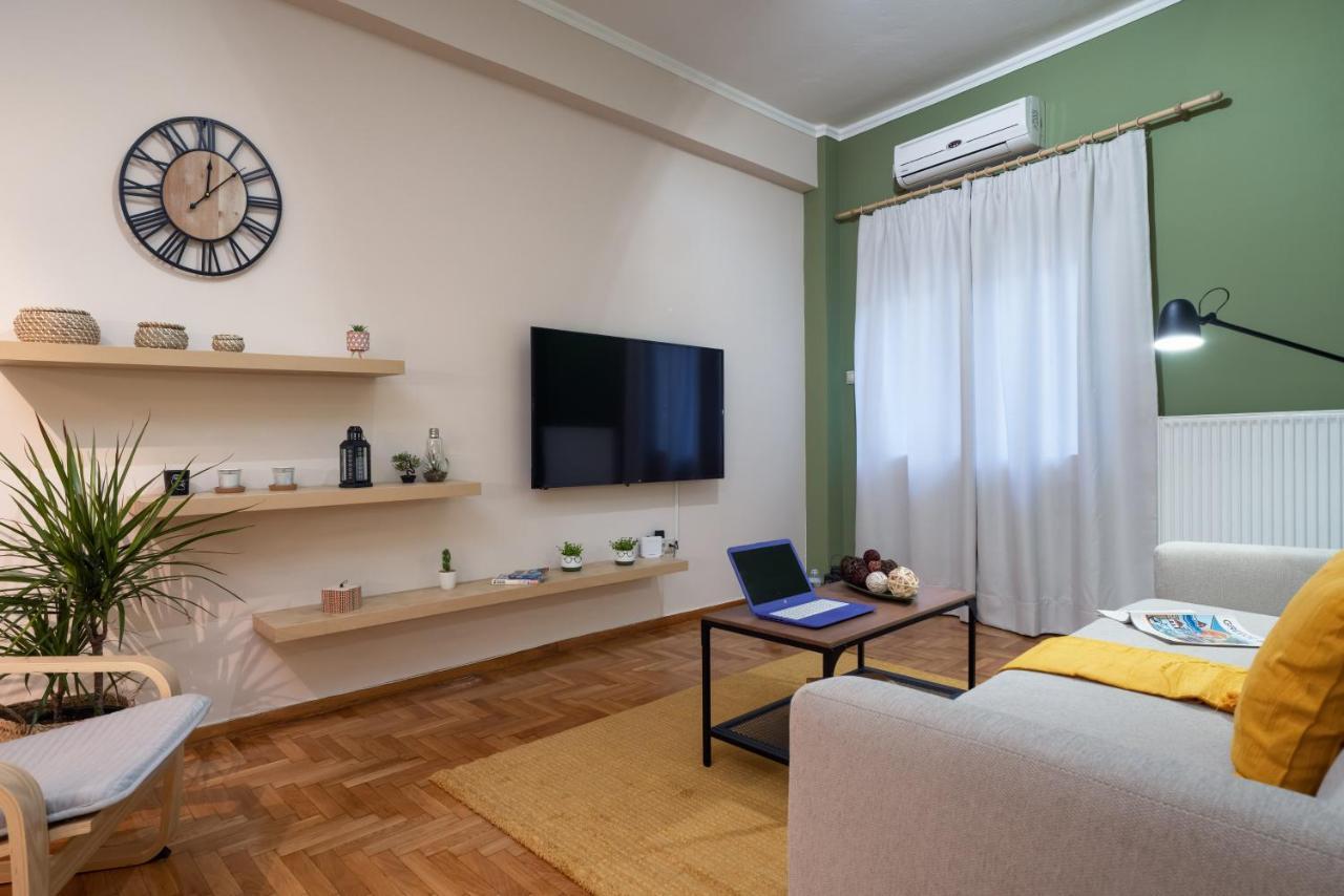 Plaka Apartment With Terrace View Athena Bagian luar foto