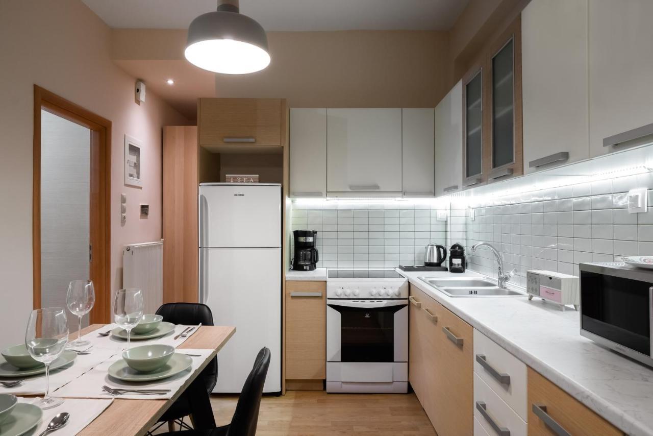 Plaka Apartment With Terrace View Athena Bagian luar foto
